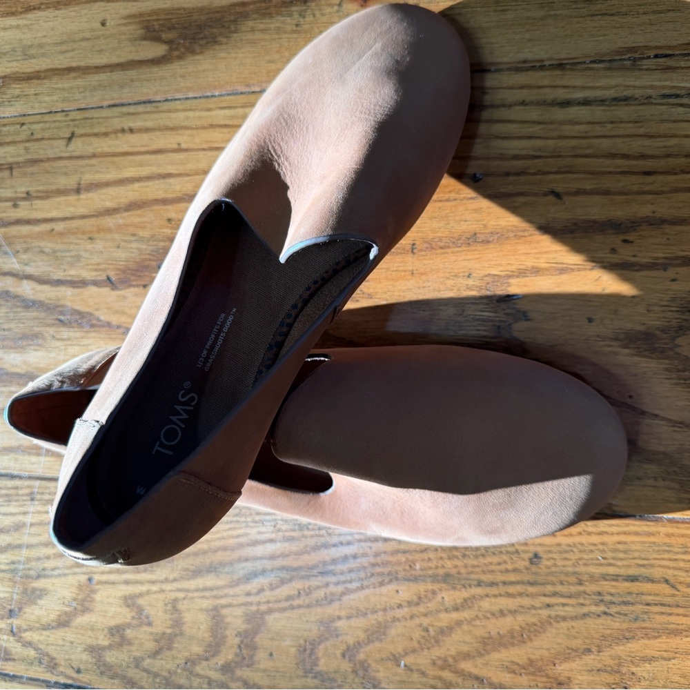 TOMS Women's Slip-On Flats in Tan